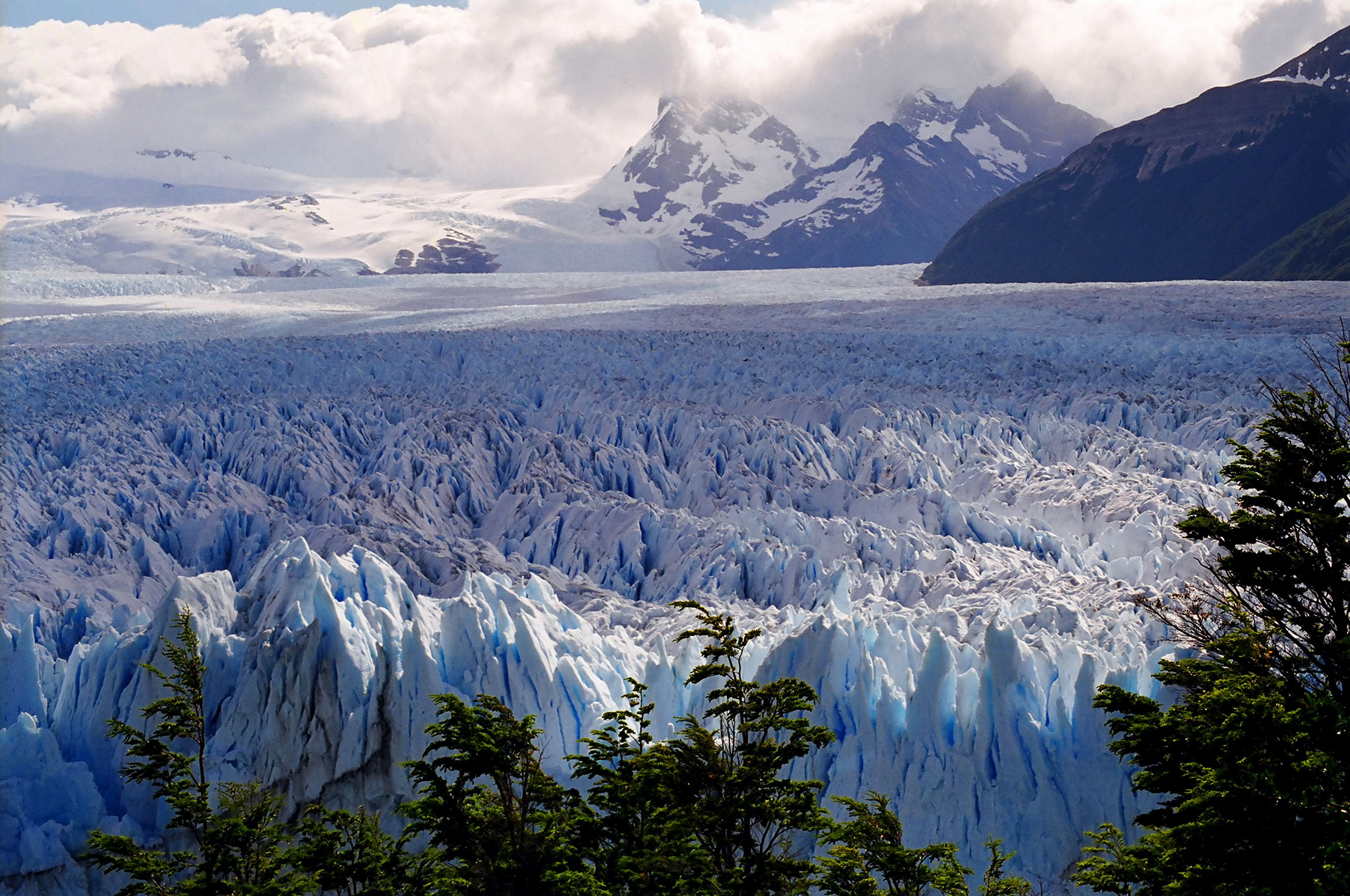 El imponente Glaciar Perito Moreno